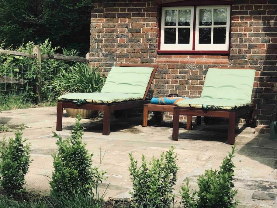 The Piggery Villa Cowfold Exterior photo